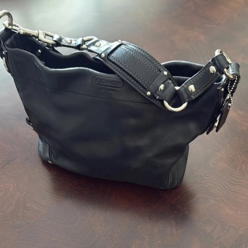 VINTAGE COACH Black Leather Carly Bag - Picture 5 of 16